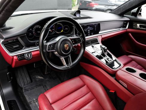 Used 2020 Porsche Panamera GTS AWD/4WD image 2