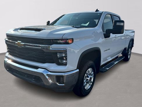Used 2025 Chevrolet Silverado 2500 LT w/ Convenience Package AWD/4WD image 1