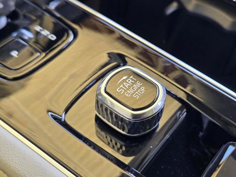 New 2026 Volvo XC90 T8 Ultra w/ Protection Package Premier image 23