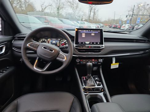 New 2026 Jeep Compass Limited image 16
