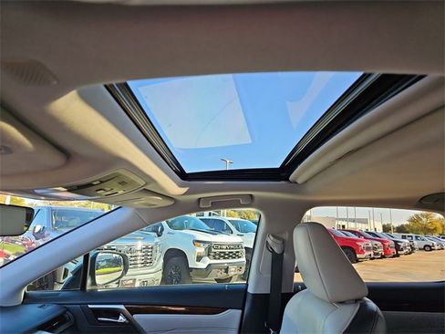 Used 2018 Lexus RX 350 350 4D Sport Utility w/ Premium Package image 24