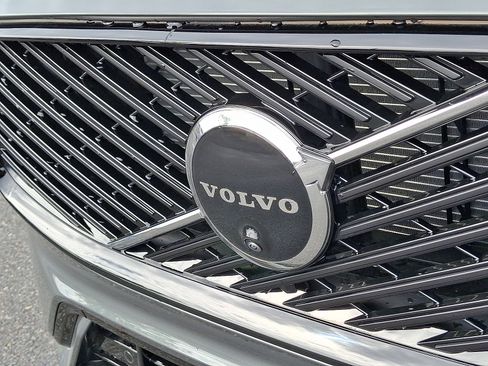 New 2026 Volvo XC60 T8 Ultra AWD/4WD image 22