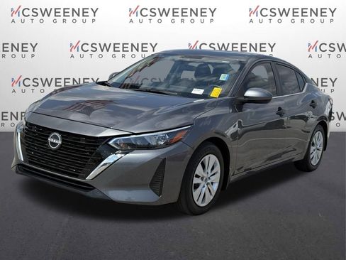 Used 2025 Nissan Sentra S image 1