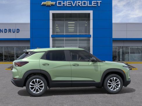 New 2026 Chevrolet TrailBlazer LS w/ LS Convenience Package AWD/4WD image 5