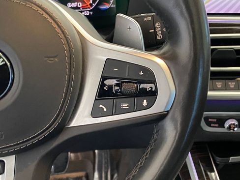 Used 2020 BMW X7 M50i w/ Executive Package image 30