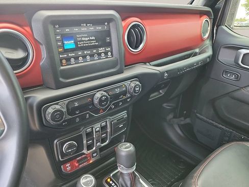 Used 2019 Jeep Wrangler Unlimited Rubicon w/ Safety Group AWD/4WD image 20
