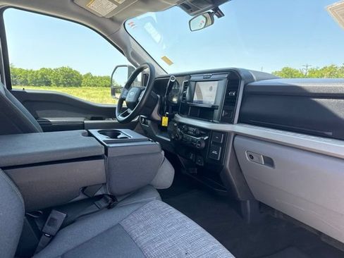 Used 2025 Ford F250 XLT w/ FX4 Off-Road Package AWD/4WD image 21