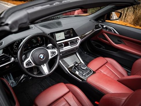 Used 2023 BMW M440i Convertible w/ Premium Package image 24