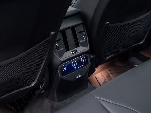 New 2026 BMW X3 xDrive30 AWD/4WD image 18