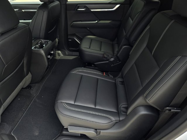 New 2026 GMC Acadia Elevation FWD image 22
