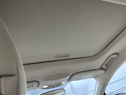 Used 2014 Ford Fusion SE image 25