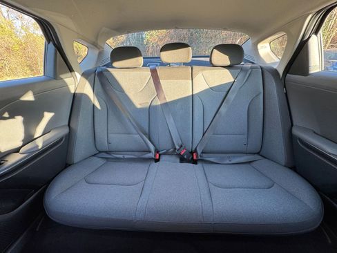 Used 2025 Kia K4 LXS image 34