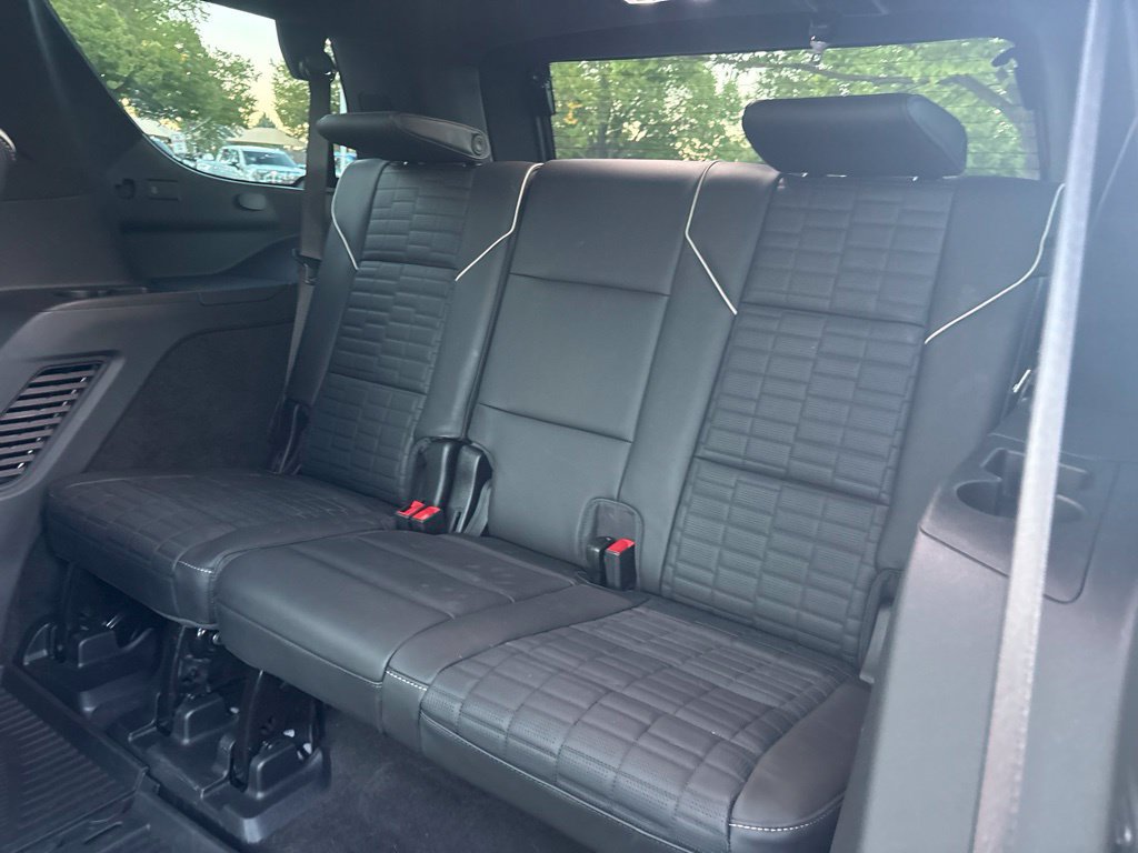 Used 2026 Cadillac Escalade Platinum Sport w/ LPO, ONYX Package AWD/4WD image 21
