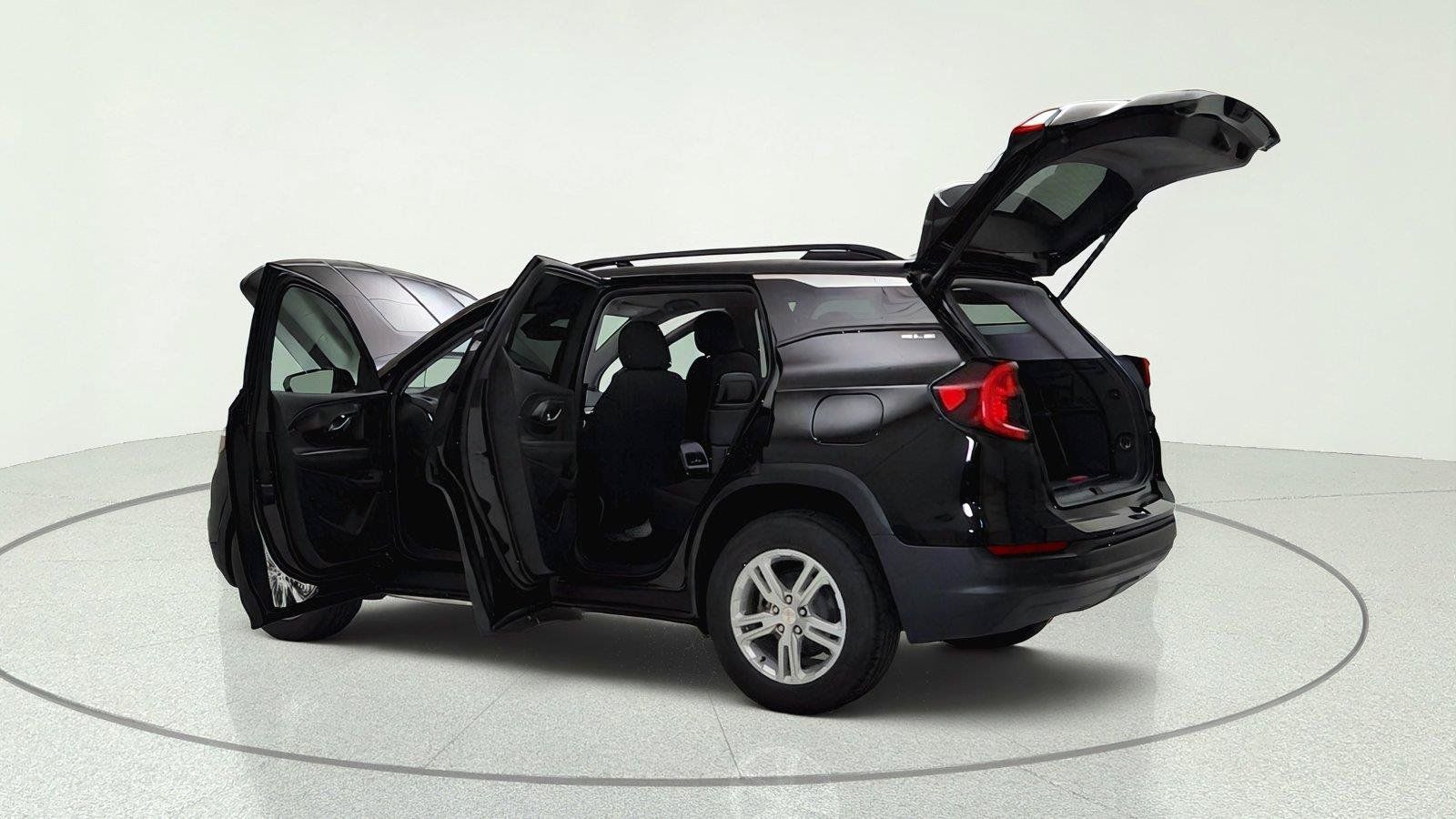 Used 2023 GMC Terrain SLE w/ Driver Convenience Package AWD/4WD image 12