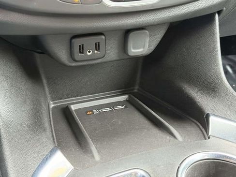 Certified 2023 Chevrolet Traverse LT image 27