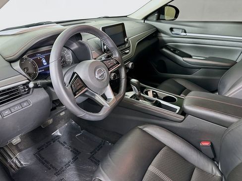 Certified 2024 Nissan Altima 2.5 SR FWD image 15