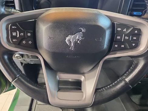 Used 2023 Ford Bronco Black Diamond AWD/4WD image 20