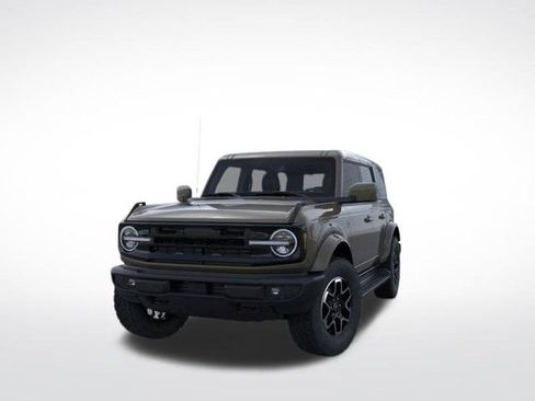 New 2025 Ford Bronco Outer Banks AWD/4WD image 1