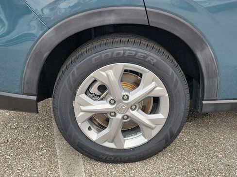 Used 2024 Honda HR-V LX image 9