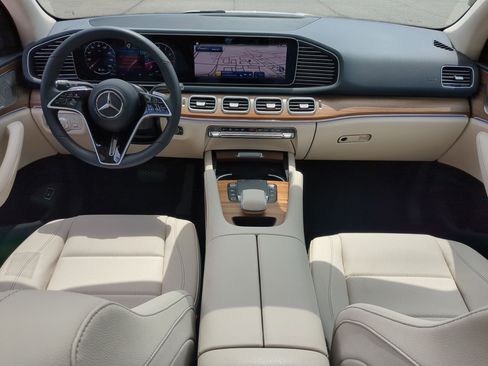Used 2026 Mercedes-Benz GLE 450 4MATIC image 32