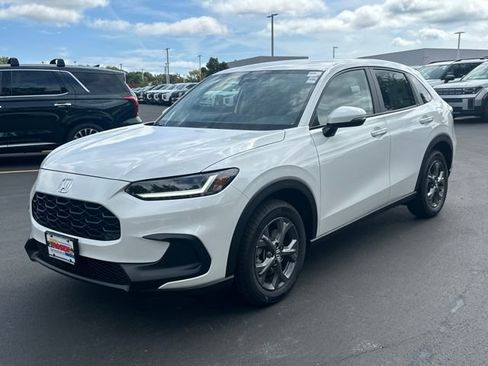 New 2026 Honda HR-V LX image 1
