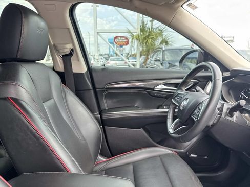 Used 2022 Buick Envision Essence w/ Technology Package II FWD image 12