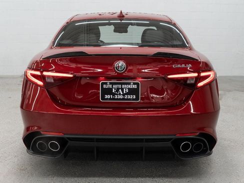 Used 2017 Alfa Romeo Giulia Quadrifoglio image 4