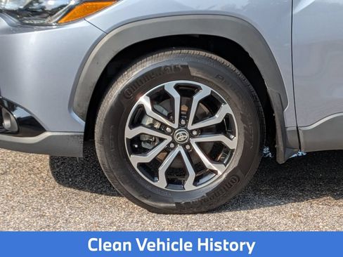 Used 2024 Toyota Corolla Cross AWD Hybrid image 12