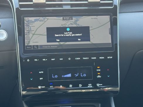 Used 2024 Hyundai Santa Cruz Limited AWD/4WD image 18