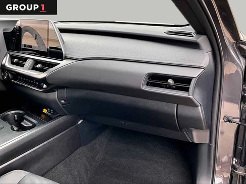 Certified 2025 Lexus UX 300h FWD w/ Accessory Package (Z1) image 16