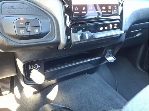 New 2026 RAM 2500 Tradesman AWD/4WD image 16