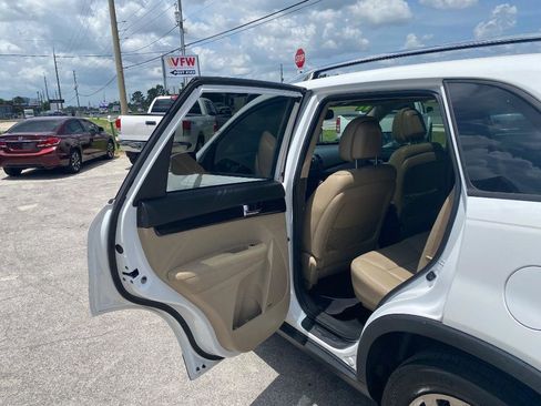 Used 2011 Kia Sorento EX w/ Premium Pkg FWD image 15