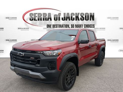 Used 2026 Chevrolet Colorado Trail Boss image 3