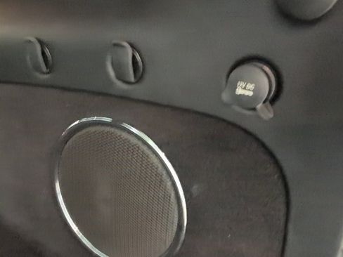 Used 2019 Jeep Grand Cherokee Altitude image 31