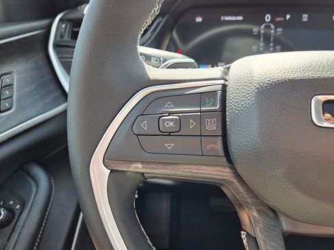 New 2026 Jeep Grand Cherokee L Limited image 30