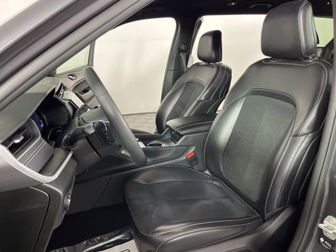 Used 2024 Jeep Grand Cherokee L Laredo image 18