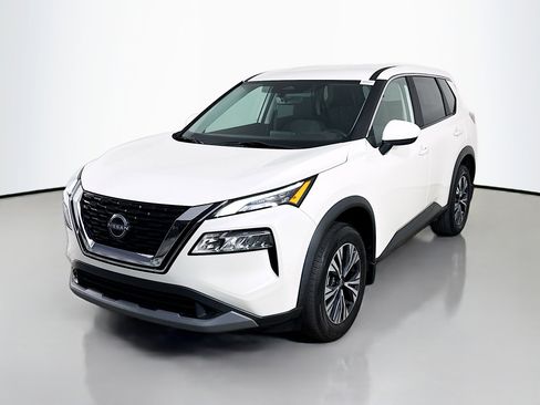Used 2023 Nissan Rogue SV FWD image 4