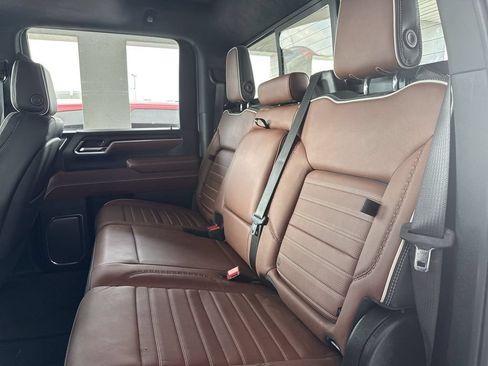 Used 2025 GMC Sierra 2500 Denali Ultimate AWD/4WD image 19
