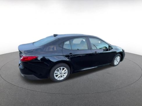 Used 2025 Toyota Camry LE image 15