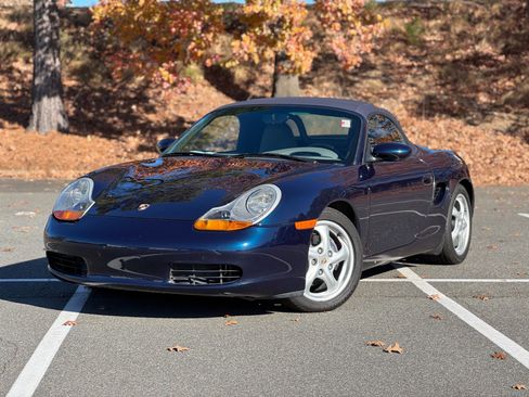 Used 1999 Porsche Boxster HEATED SEATS / MANUAL TRANSMIS image 1