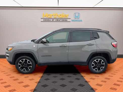 Used 2019 Jeep Compass Trailhawk w/ Popular Equipment Group AWD/4WD image 2