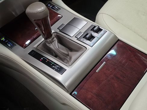 Used 2011 Lexus GX 460 Premium w/ Comfort Plus Pkg image 44