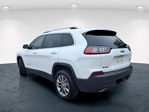 Used 2019 Jeep Cherokee Latitude Plus w/ Trailer Tow Group image 4