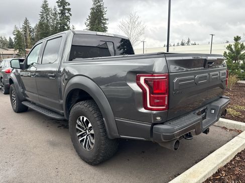 Used 2019 Ford F150 Raptor w/ Equipment Group 802A Luxury image 4