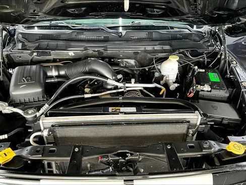 Used 2020 RAM 1500 Express w/ Express Value Package AWD/4WD image 29