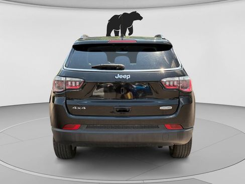 Used 2021 Jeep Compass Latitude w/ Sun and Sound Group AWD/4WD image 4