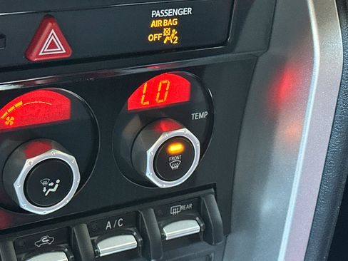 Used 2019 Toyota 86 image 29