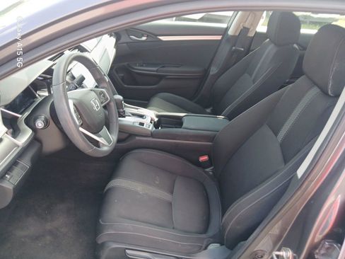 Used 2018 Honda Civic EX image 9
