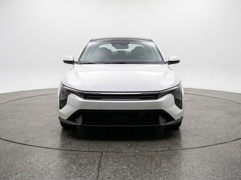 Used 2025 Kia K4 FWD image 2
