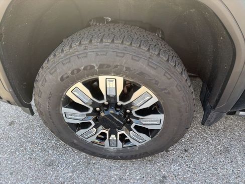 Certified 2024 GMC Sierra 2500 Denali w/ Denali Reserve Package AWD/4WD image 12